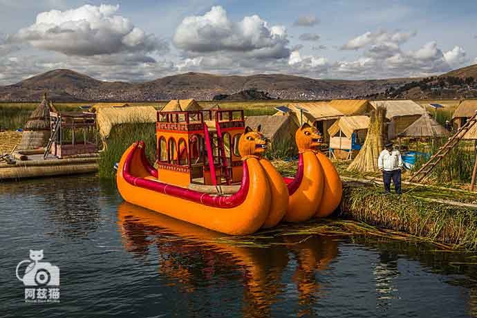 Bo toc Unos song tren dao noi ho Titicaca qua anh-Hinh-6